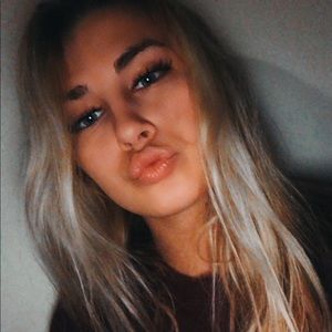 Meet your Posher, Brianna